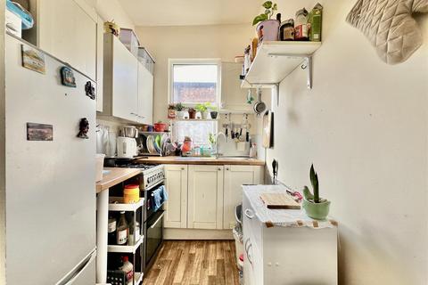 2 bedroom maisonette for sale, 15 Cecil Road, Hounslow TW3