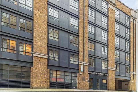 Curlew Street, London SE1