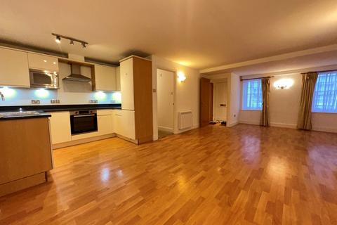 2 bedroom flat to rent, Castle Street, Canterbury, Kent, CT1