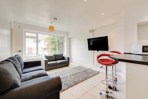 5 bedroom house to rent, College Road, Canterbury