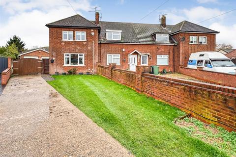 3 bedroom end of terrace house for sale, Willetts Close, Corby NN17
