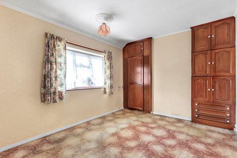 undefined, Worton Road, Isleworth TW7