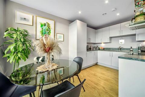 1 bedroom flat for sale, Angel Lane, London SE17