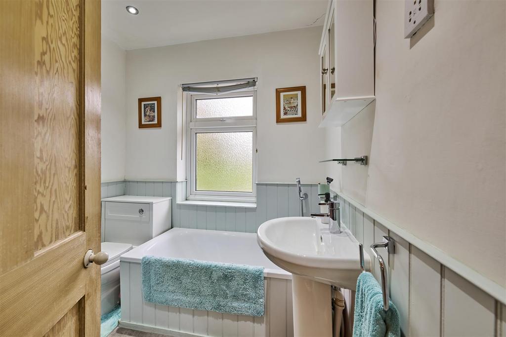 39 Brook Rd Oakham - COEA-27.jpg