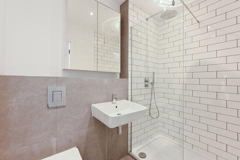 1 bedroom flat to rent, Apt Parkview, Great West Road, Brentford, London, TW8