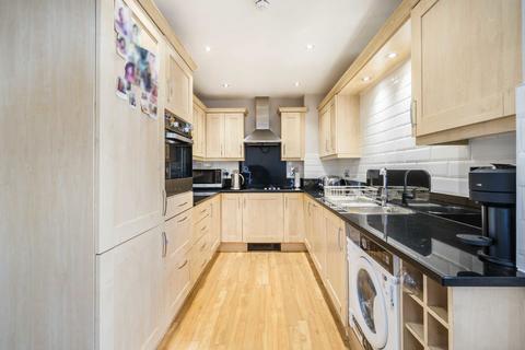 undefined, London Road, London