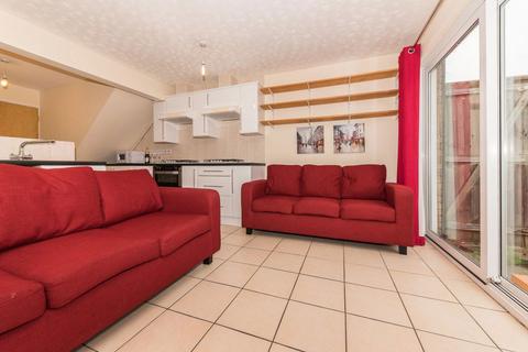 undefined, Tennyson Avenue, Canterbury