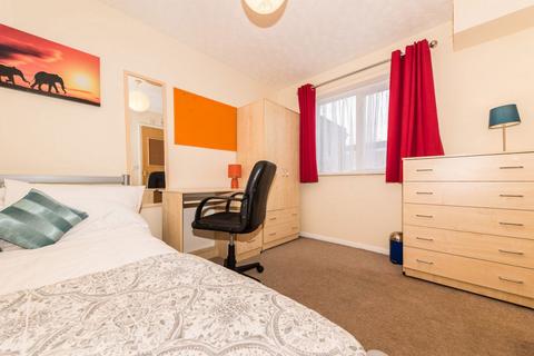 undefined, Tennyson Avenue, Canterbury
