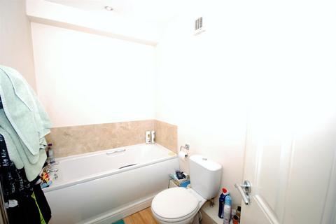 undefined, 4, 1 Whites Row, Kenilworth