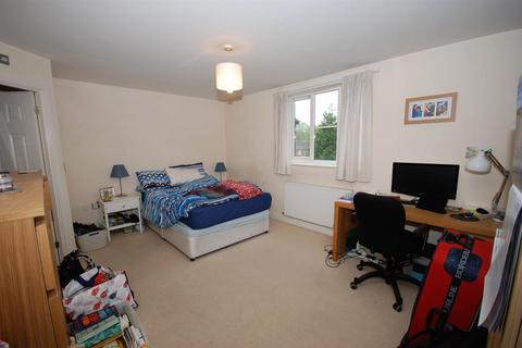 undefined, 4, 1 Whites Row, Kenilworth