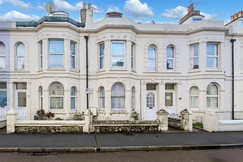 undefined, New Road, Littlehampton BN17