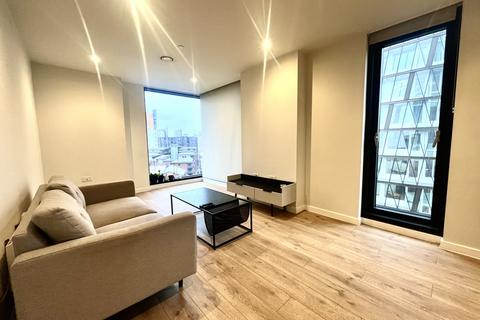 2 bedroom apartment to rent, The Gate, Meadowside, Manchester, M4 4GT