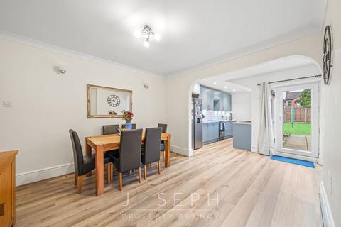 3 bedroom semi-detached house for sale, Reading Road, Ipswich, IP4