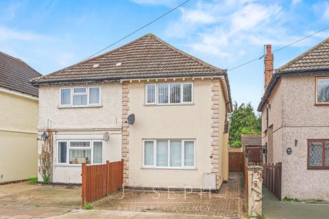 3 bedroom semi-detached house for sale, Reading Road, Ipswich, IP4