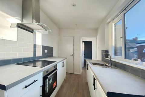 2 bedroom semi-detached house to rent, Westcott Avenue, South Shields, Tyne and Wear, NE33