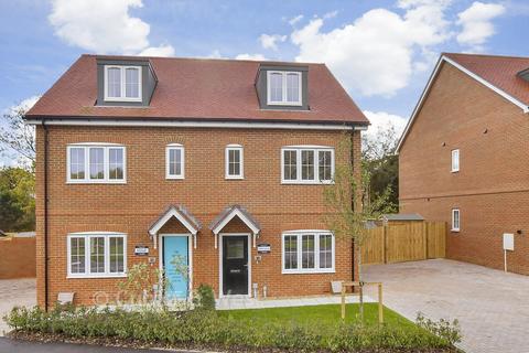 4 bedroom semi-detached house for sale, Seedlings Drive, Pearmain Place, Crowborough, East Sussex