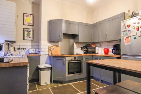 11 Sun Street, Cowling, Keighley, BD22 0BB