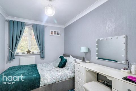 undefined, Applecross Close, Rochester