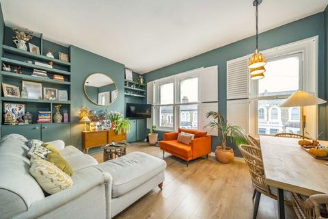 2 bedroom flat for sale, Crofton Road, London SE5
