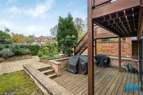 3 bedroom apartment for sale, Shoot Up Hill, West Hampstead, London, NW2