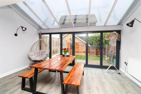 undefined, Jubilee Drive, Church Crookham GU52