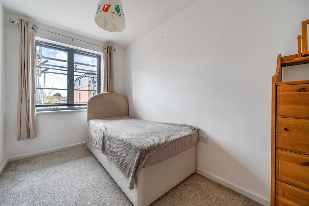Second bedroom
