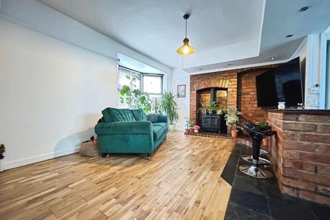 3 bedroom end of terrace house for sale, Tavistock Road, Acocks Green, Birmingham, B27 7LH