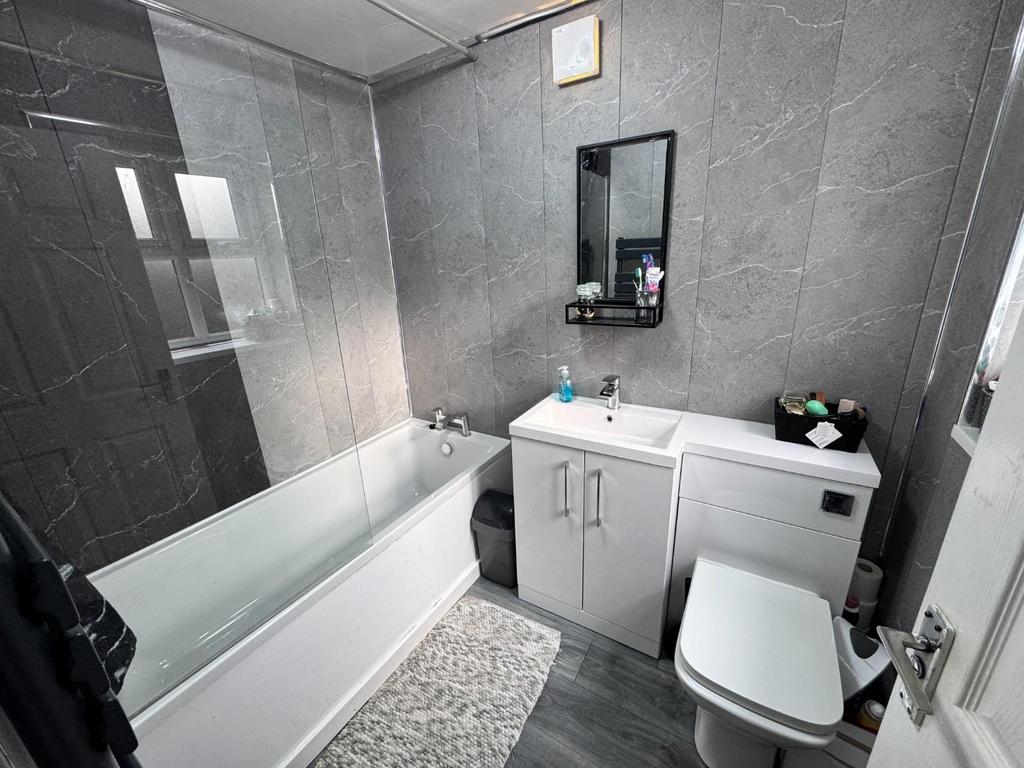 Ground floor bathroom