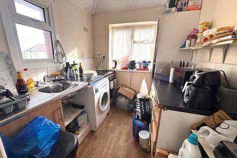 1 bedroom maisonette for sale, Winding Way, Dagenham, RM8