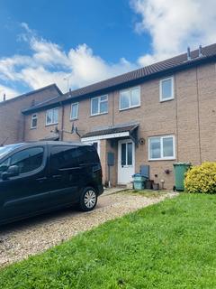 2 bedroom terraced house to rent, Casey Close, GL1