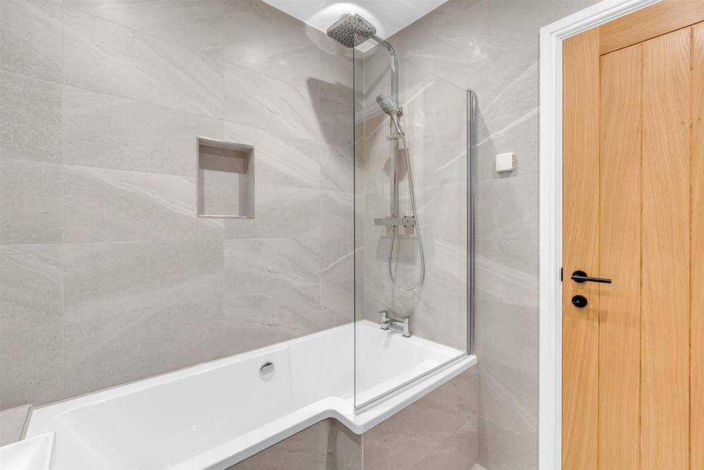 Family bathroom