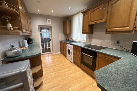 undefined, 35 Queens Road, Oldham, OL9 9HR