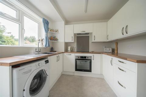 3 bedroom terraced house for sale, 6 Shorncliffe Way, Shrewsbury, SY3 8TF
