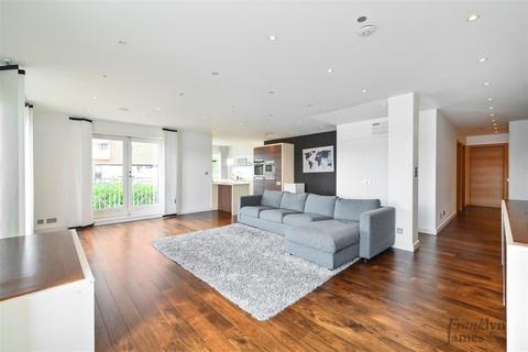 2 bedroom apartment to rent, Poseidon Court, Homer Drive, E14
