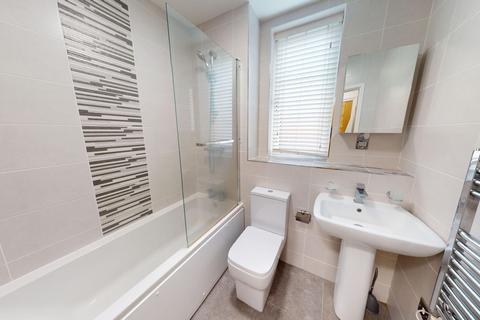 2 bedroom apartment to rent, Mint Drive, Hockley, B18