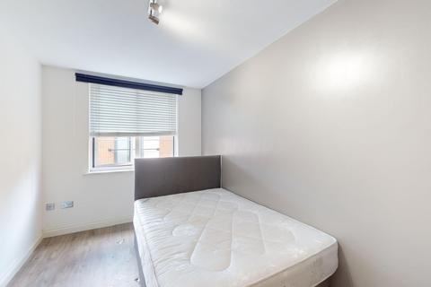 2 bedroom apartment to rent, Mint Drive, Hockley, B18