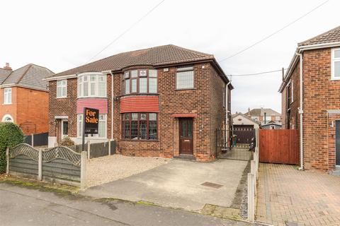 3 bedroom semi-detached house for sale, Peveril Avenue, Scunthorpe