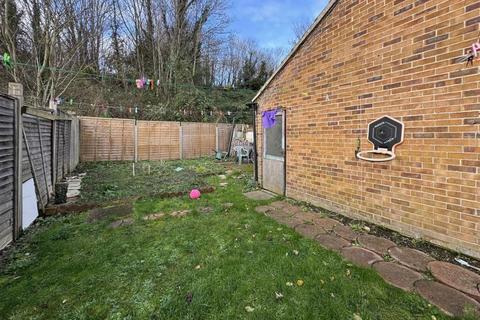 3 bedroom semi-detached house for sale, Curling Lane, Grays RM17
