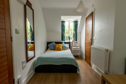 undefined, 1 Woodland Way, Canterbury,