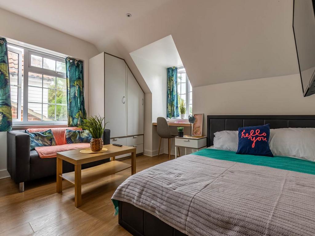 4 WW-Student-Accommod
