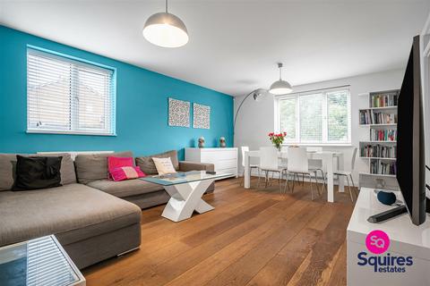 undefined, Rowlands Close, Mill Hill