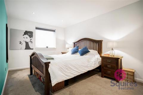 undefined, Rowlands Close, Mill Hill
