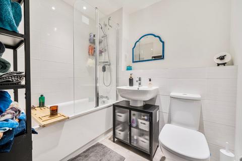 1 bedroom flat for sale, Fellowes Rise, Winchester, Hampshire, SO22