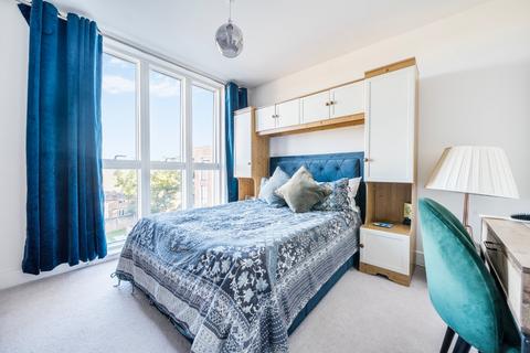 1 bedroom flat for sale, Fellowes Rise, Winchester, Hampshire, SO22