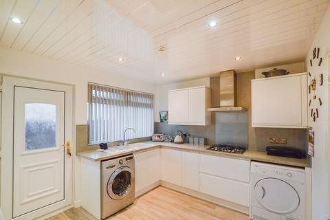 undefined, 26 Machrie Place, Kilwinning, KA13 6RW