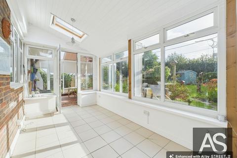 4 bedroom detached house for sale, Park Shaw, Sedlescombe, TN33