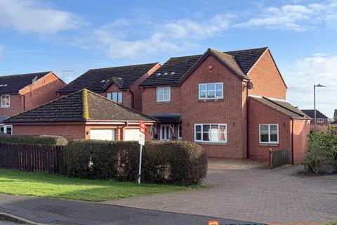 4 bedroom detached house for sale, Doddington Lane, 6 NG23
