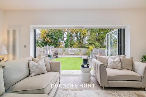 2 bedroom semi-detached house for sale, Woodhall Crescent, Hornchurch, RM11