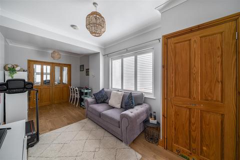 4 bedroom detached house for sale, Heol Y Meinciau, Pontyates, Llanelli