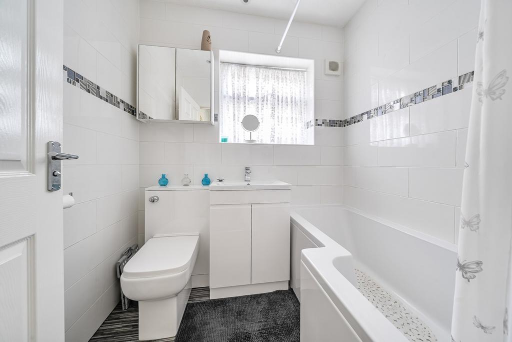 1329698-6-68824bc...